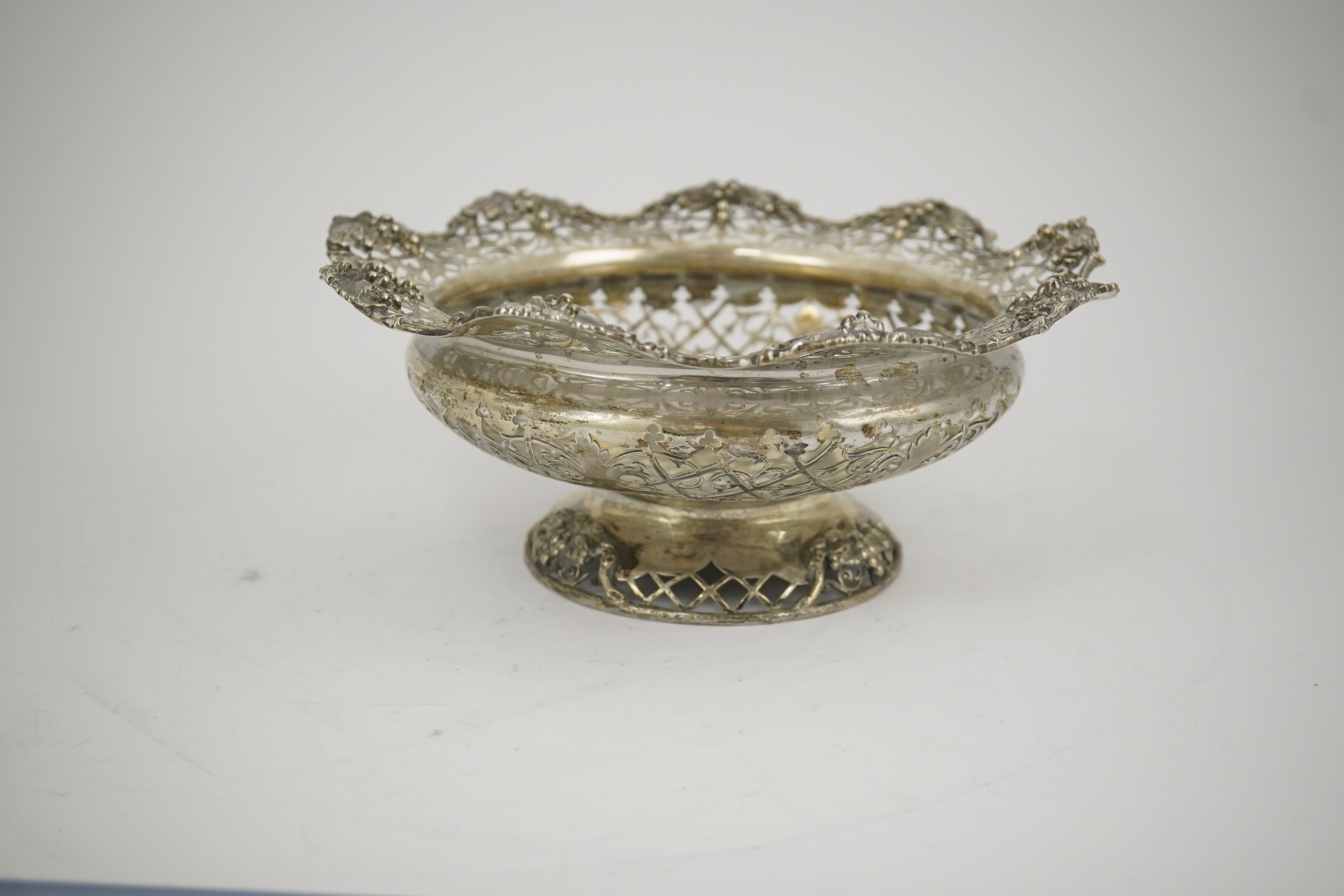 A George V pierced silver circular pedestal bowl, by Mappin & Webb